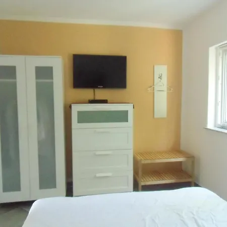 Kolman Apartman *